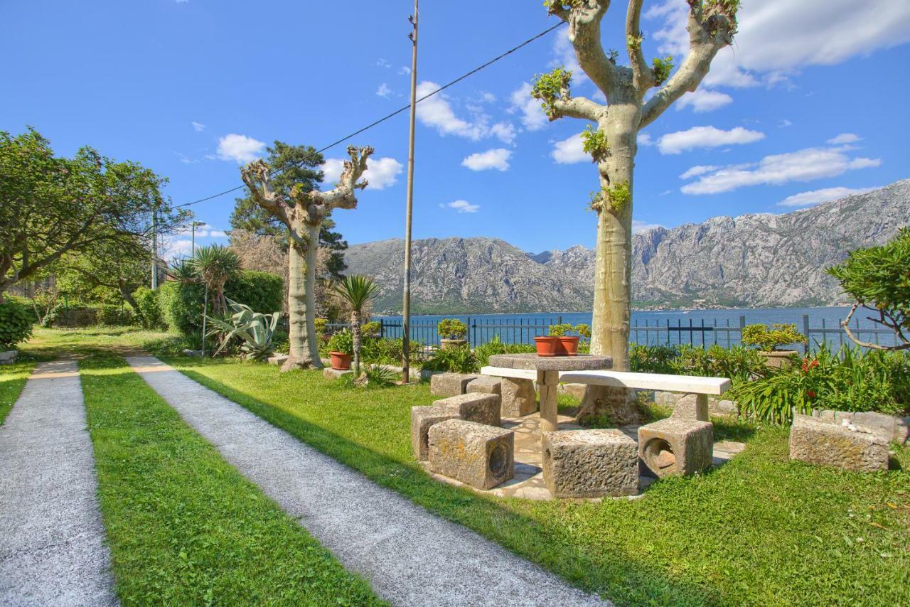 Apartments Ivanovic Kotor Exterior photo