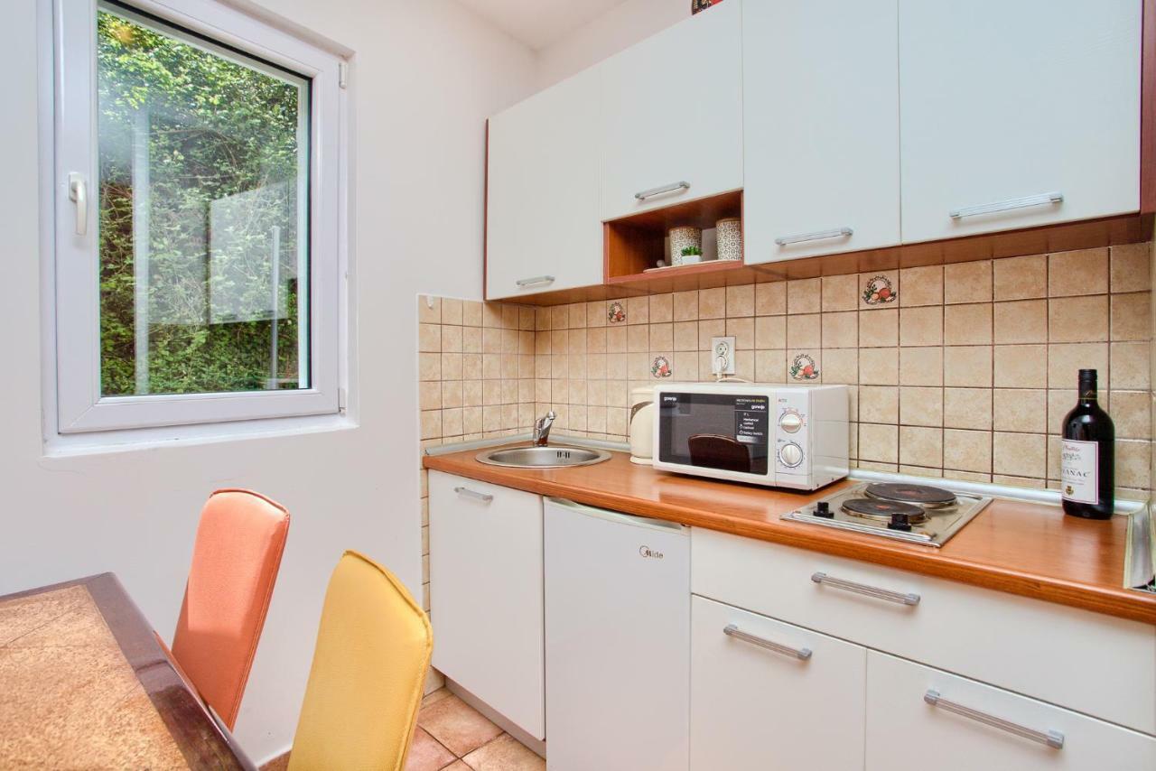 Apartments Ivanovic Kotor Exterior photo